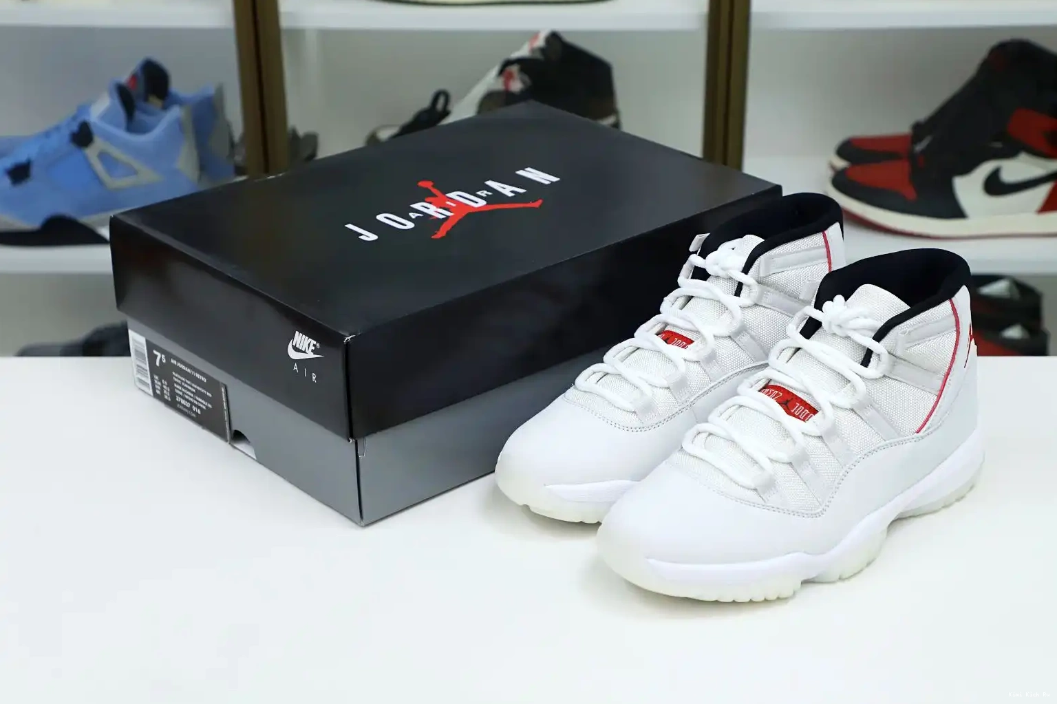 JORDAN TINT Kimikick 11 XI PLATINUM RETRO AIR 0526